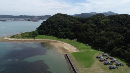 キャンプ　無人島