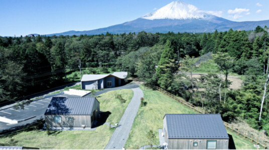 高嶺の森のコテージ