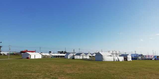 野外イベントのテント