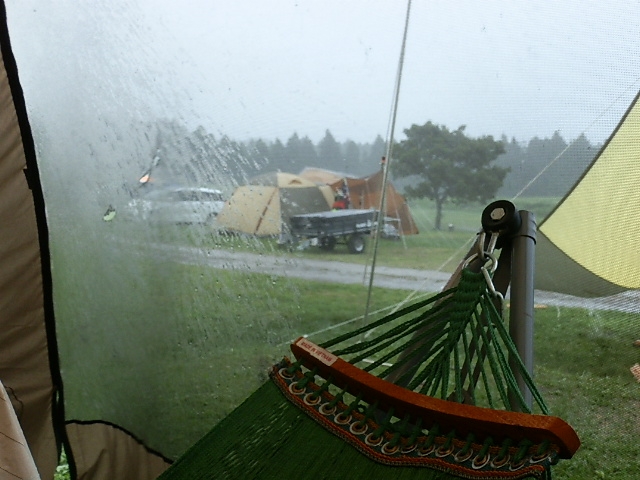 雨キャンプ キャンセル