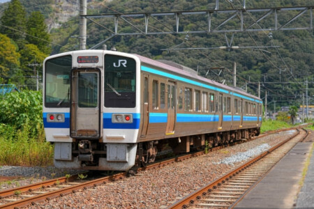 日帰りで登れる山