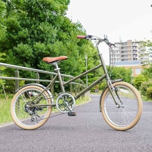 女性　自転車