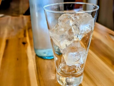 冷えたグラス
